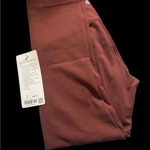 Lululemon Wunder Train High-Rise Crop 21"